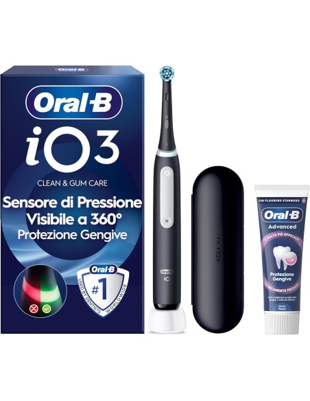Oral-B iO Series 3 Spazzolino elettrico Nero con testina di ricambio, custodia da viaggio e dentifricio